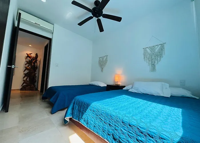 Stylish 2br 2ba Rooftop Pool & Sea Views Playa del Carmen
