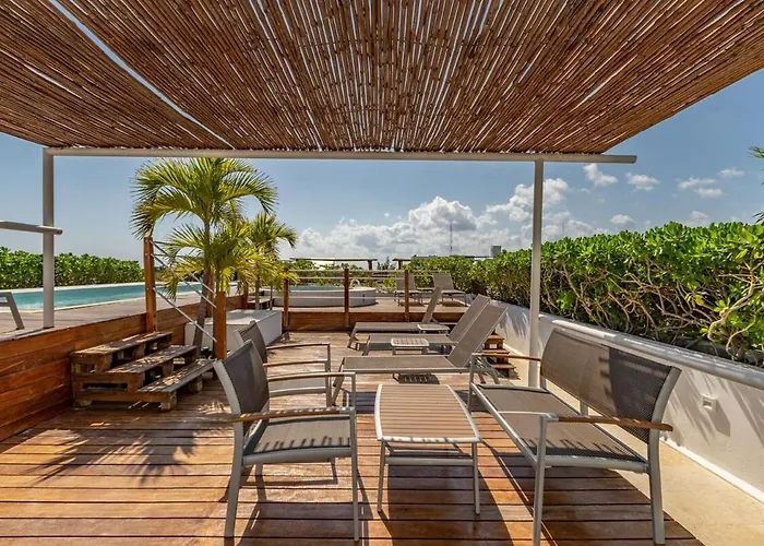 Stylish 2br 2ba Rooftop Pool & Sea Views * Playa del Carmen